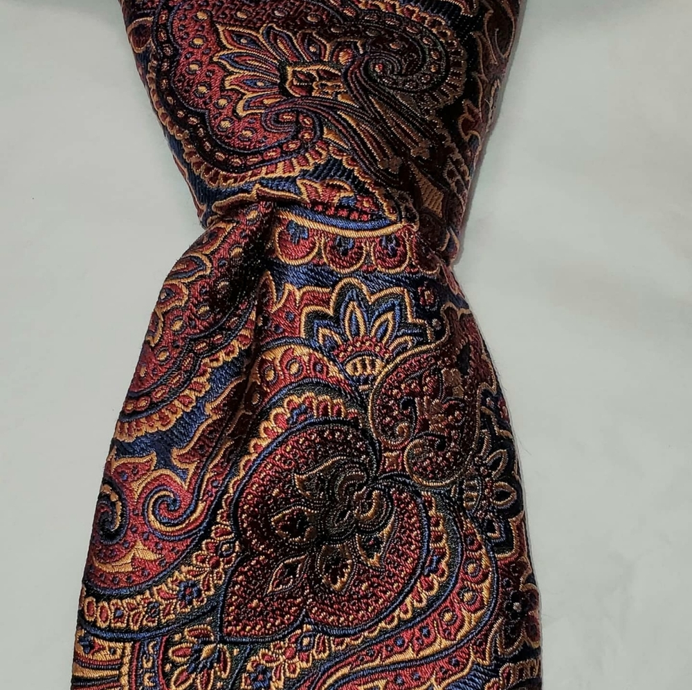 JOS A BANK SIGNATURE NECKTIE